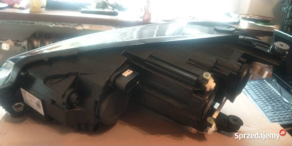 VW Golf VII lampa przednia prawa H7 Oświetlenie Łódź