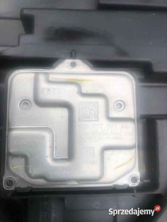 Lampa Audi Q5 1620r reflektor przedni lewy osobowe Starogard Gdański