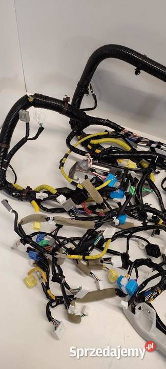 SUZUKI SX4 SCROSS WIĄZKA KABINY KOKPITU sprzedam