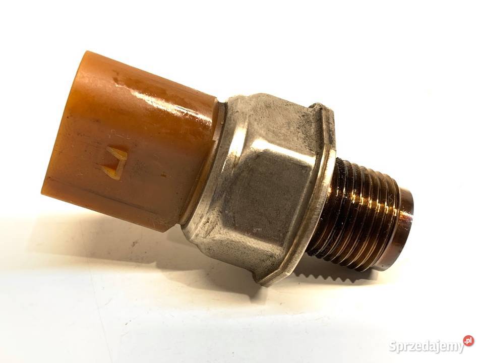 CZUJNIK CIŚNIENIA PALIWA VW GOLF VI 03L906051 16 sprzedam