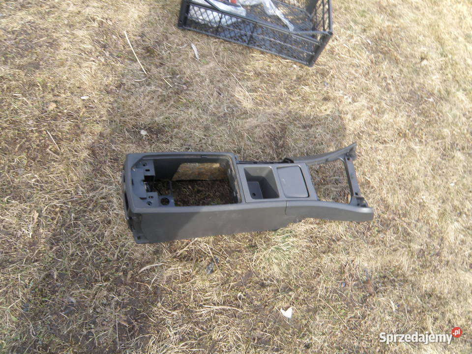 Tunel środkowy Volvo V70 II 0004 czarny grey