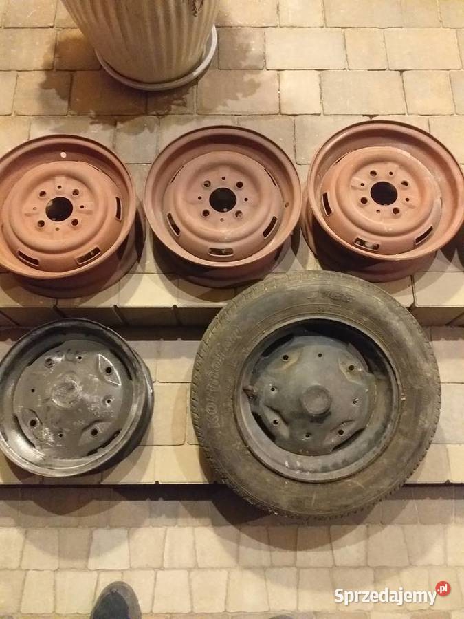 Części do Fiata 126p Rozne lampy felgi Kórnik sprzedam
