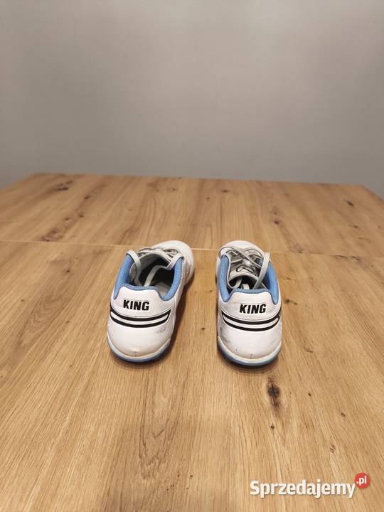 Korki Lanki PUMA KING MATCH 107257 rozmiar 375 Łódź