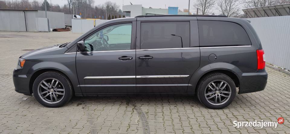 Chrysler Town Country 36 l benz GAZ LPG Samochody osobowe Jarosław