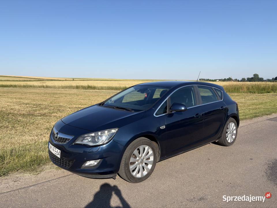 Opel Astra J 14 benzyna Klima Pilica sprzedam