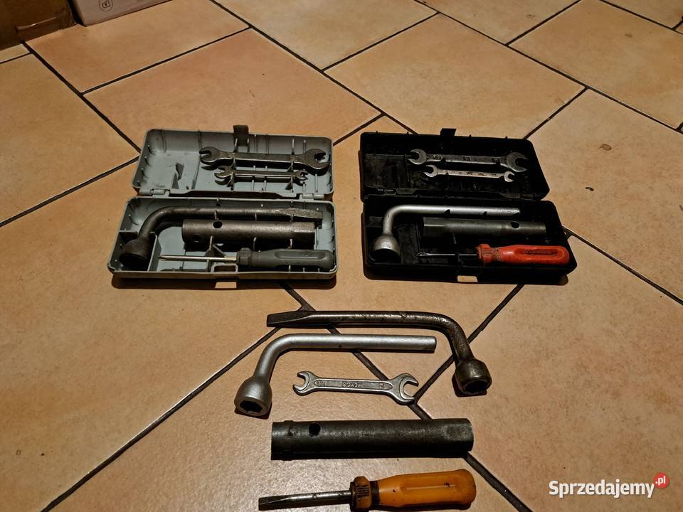 Lampy tylne Fiat126p ST Leszno