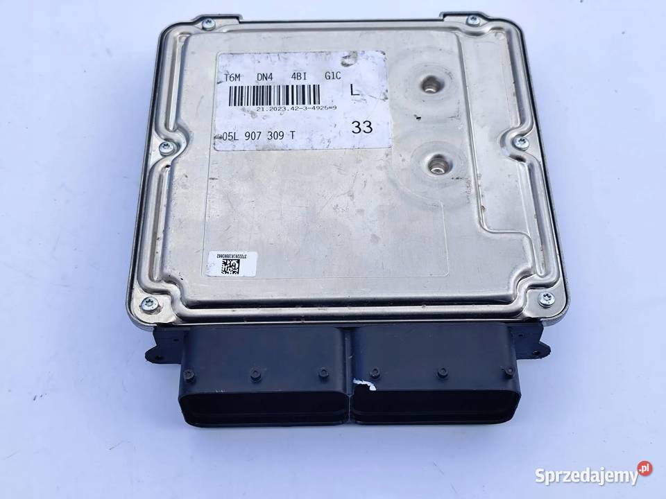 VW Tiguan Touran STEROWNIK KOMPUTER SILNIKA Przemęt
