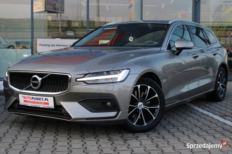 Volvo V60 2019r LED BLIS ACC Hak Panorama VAT23