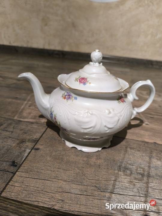 Czajnik imbryk z porcelany