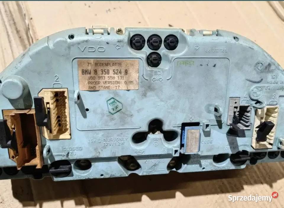 Zegary licznik prędkościomierz BMW e32