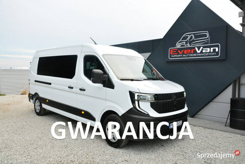 Renault Master 9 osobowy 2025r nowy 170 nieuszkodzony Warszawa sprzedam