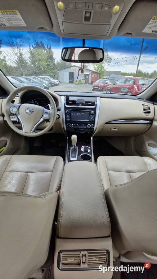 Nissan Altima 2014 35 V6 Benzyna 200 śląskie