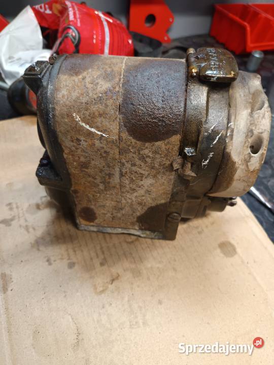 Iskrownik Magneto Zabytkowe BOSCH ZF4 Łańcut
