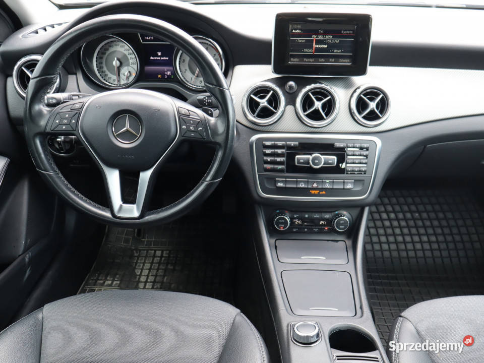 Mercedes GLA GLA 250 gniazdo USB mazowieckie Piaseczno sprzedam