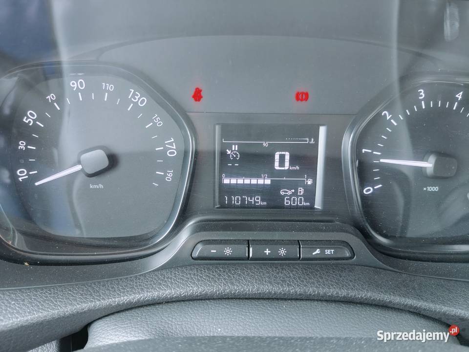 Opel Vivaro III 15 L1H1 sprowadzony Krzeszów