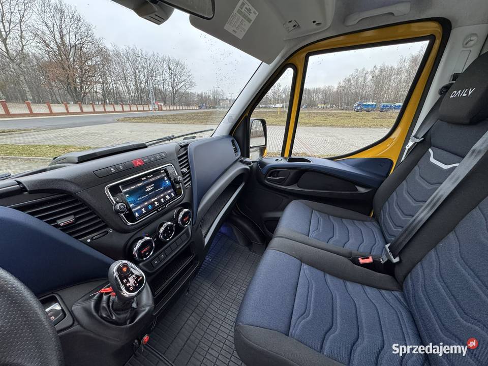 IVECO DAILY 2021 AUTOLAWETA 27 000 AUTOMAT nieuszkodzony