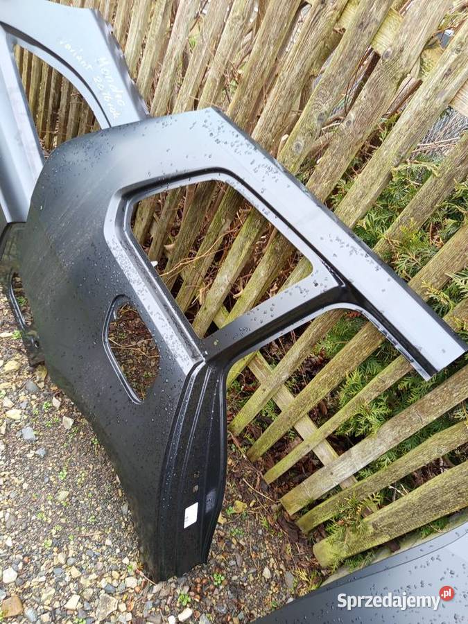 Błotnik tylny prawy golf sportsvan 510 nowy Rzeszów