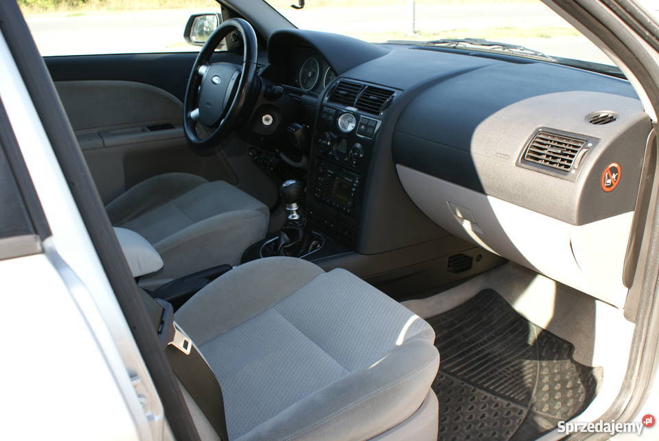 Sprzedam Forda Mondeo MK3 20 TDDI 115 Ghiaxenon Rok produkcji 2002