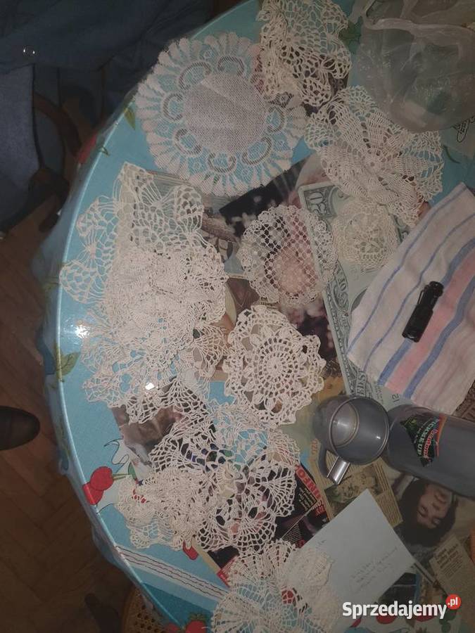 Plecionki ręcznie robione serwetki koronki mazowieckie Warszawa