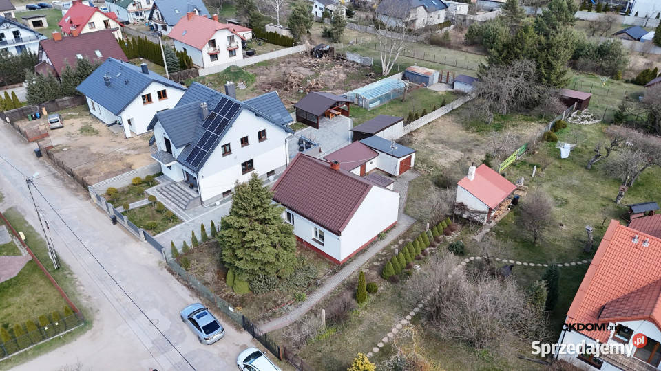 Dom Kielce Biesak działka 901m2 Liczba pokoi 2