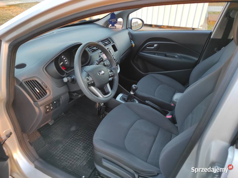 Kia Rio III 12 85 2013 r 149000 Słomniki