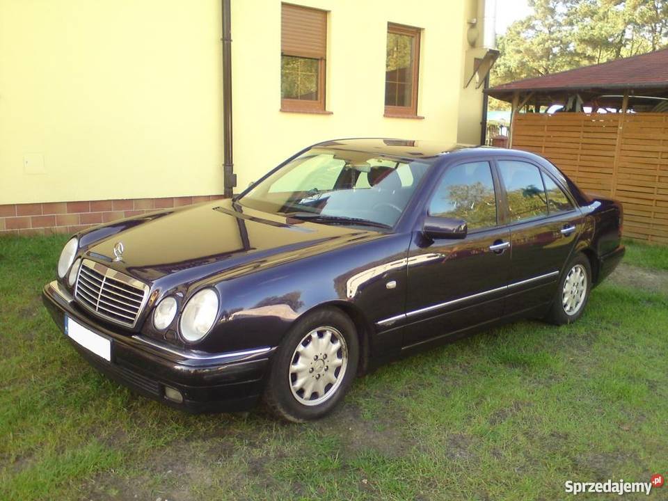 Mercedes E220 W210 avangarde 22CDI moc 132 diesel E-klasa Grzybowo