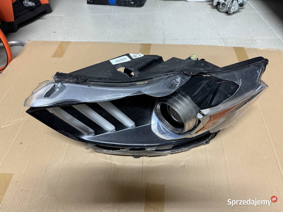 Lampa przednia lewa FORD MUSTANG VI FR3B13006B Kolbuszowa Dolna