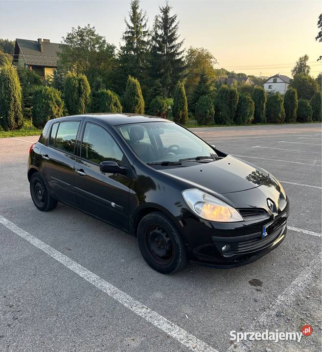 Renault clio 12 benzyna 2007r VAT marża Słotowa