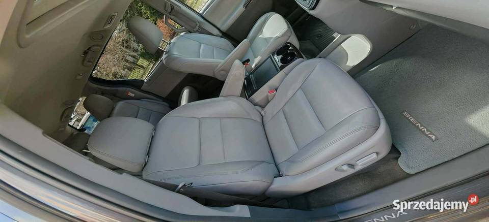 Toyota Sienna 2015 vat23 120 XLE Super stan benzyna Sienna Płock
