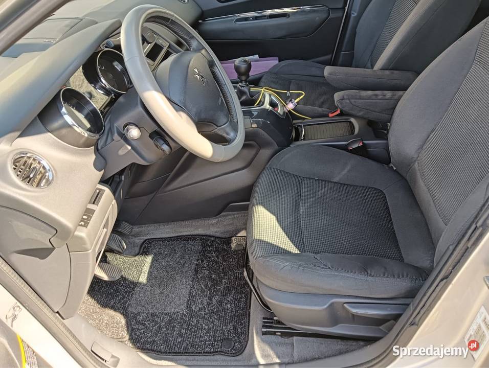 Peugeot 5008 16hdi welurowa tapicerka opolskie