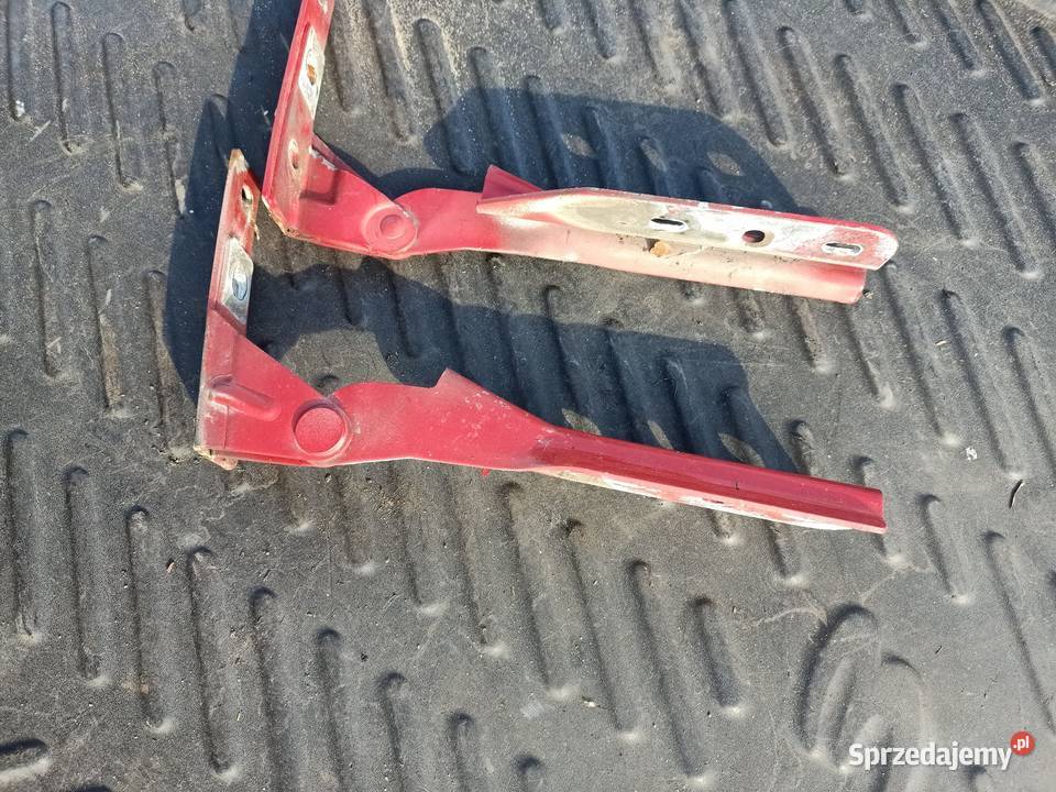 Zawiasy maski Saab 900