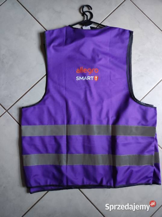 fioletowa kamizelka ostrzegawcza z logo Allegro Kielce