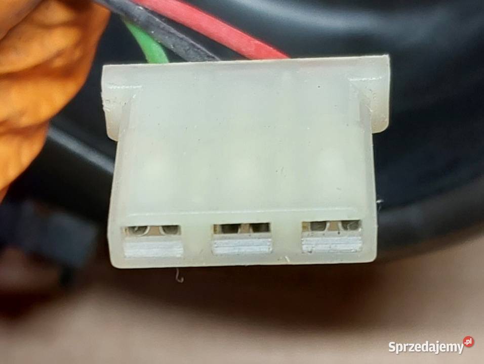 ZAŚLEPKA DEKIEL LAMPY PRZÓD PRAWA FORD MONDEO Mielęcin