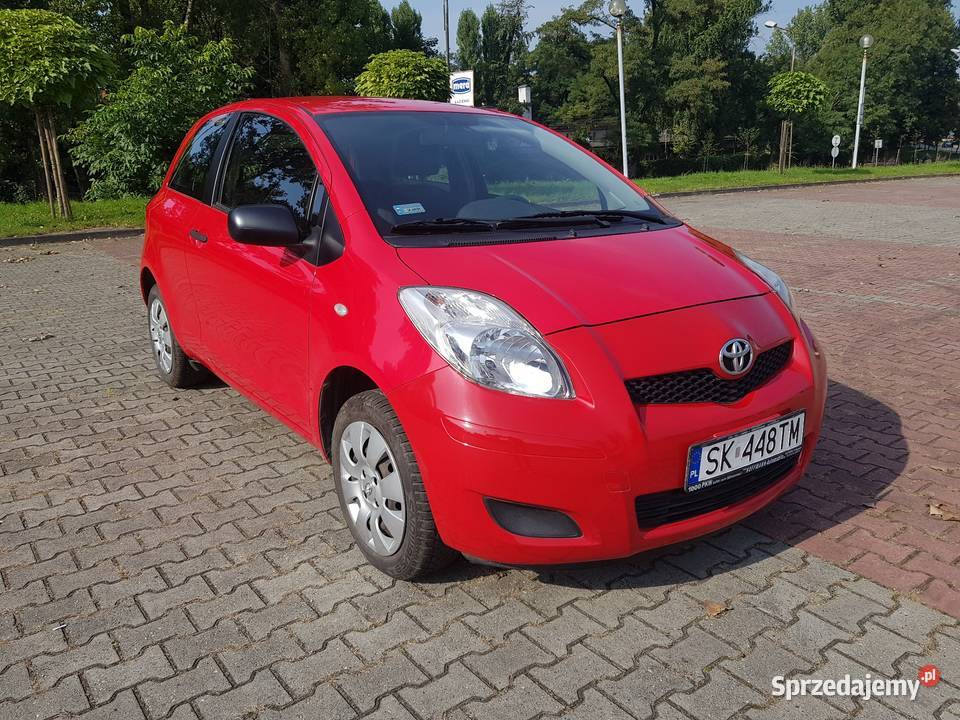 TOYOTA YARIS II 998 3 69 103801 nieuszkodzony Katowice sprzedam