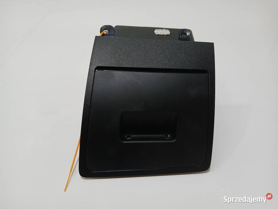 SCHOWEK KIEROWCY BMW E60 LCI 7156225 osobowe Części samochodowe Strzyżewice