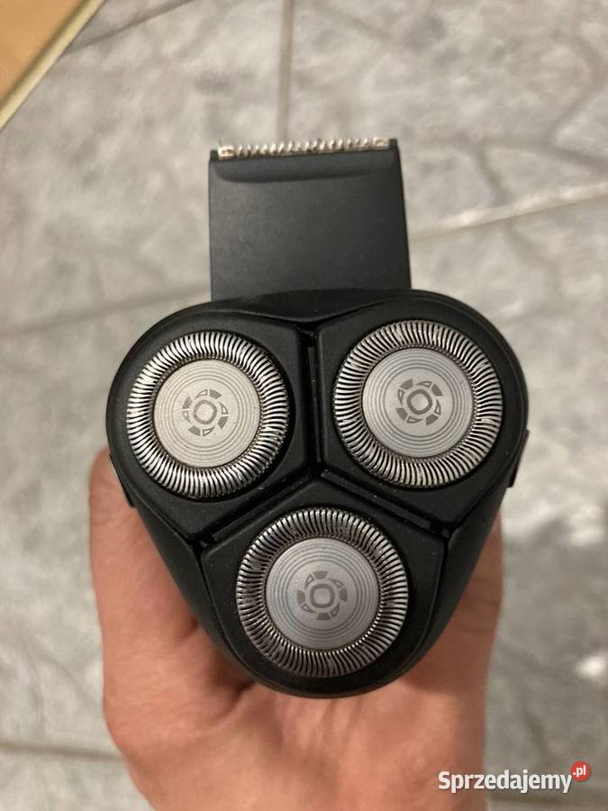Golarka Philips S323352 posiada Trymer