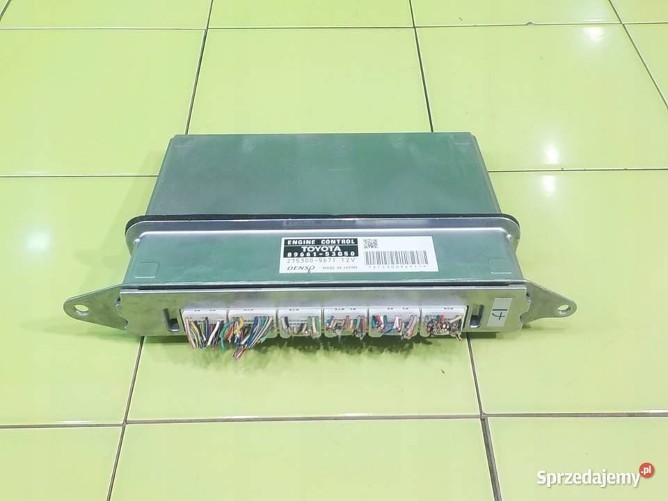 LEXUS IS II LIFT 25 B AUT 10r SEDAN 4D sterownik