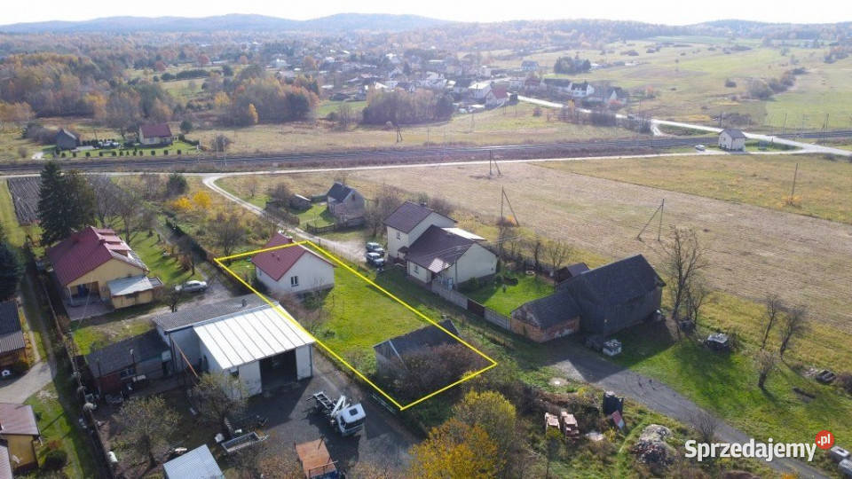 sprzedaży domu wolnostojącego 9324m2 Piekoszów do wykończenia