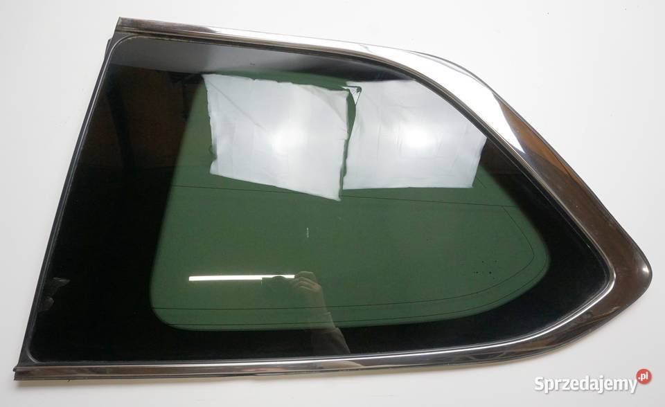 SZYBA KAROSERYJNA PRAWA TYŁ TYLNA INFINITI QX80