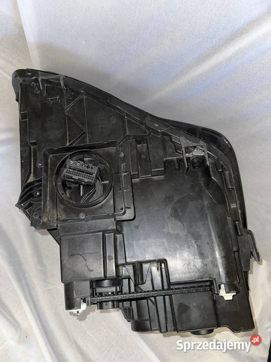 LAMPA LEWA PRZÓD SEAT ATECA LIFT FULL LED osobowe wielkopolskie