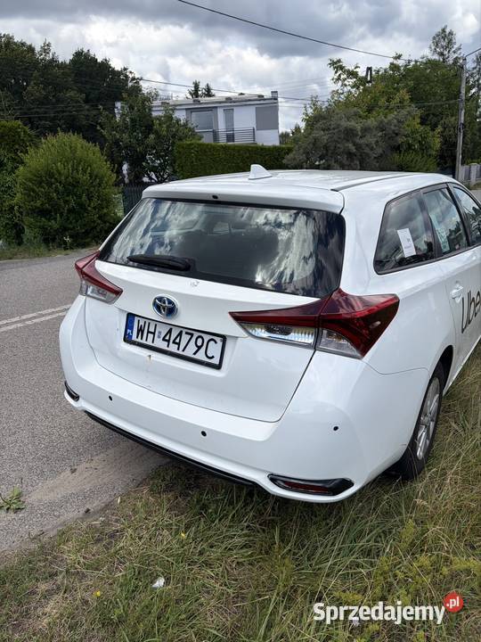 Toyota hybryda krajowy Warszawa
