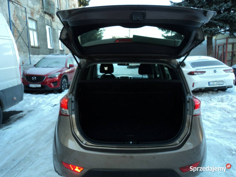 Hyundai ix20 sprzedam ładnego HYUNDAIA IX20 z Lublin