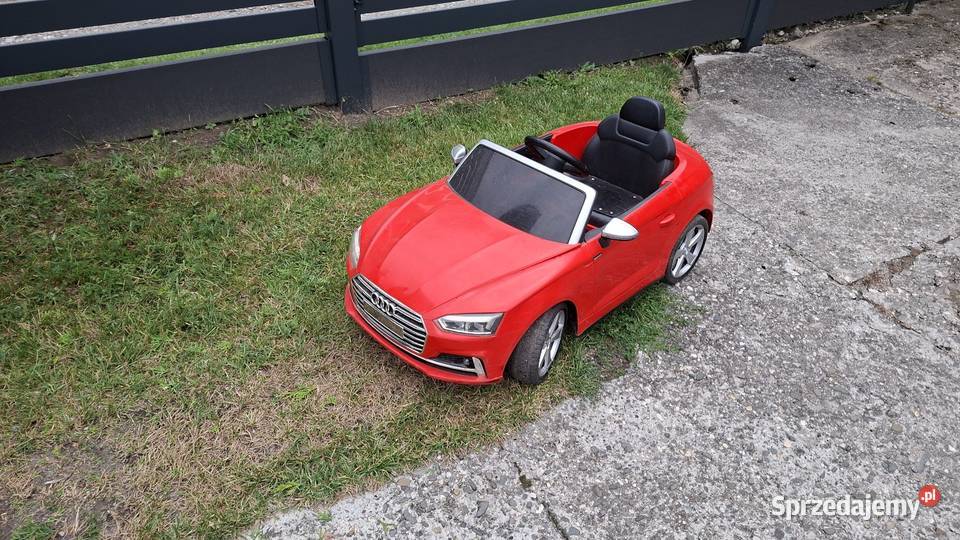 Audi autko na akumulator czerwony Rogów