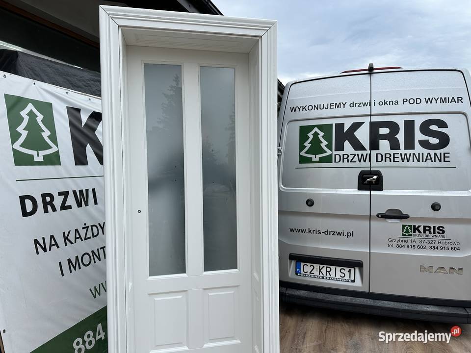 Drzwi drewniane lite sosnowe z ościeżnicą sprzedam