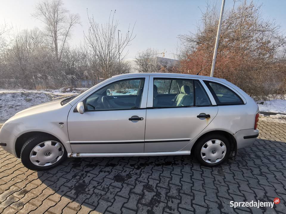 Skoda Fabia sprzedam Rok produkcji 2001 Fabia Kraków