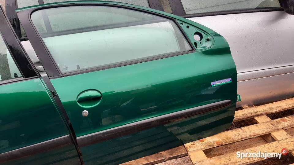 drzwi kompletne prawe Peugeot 206 hatchback lak Dębno sprzedam