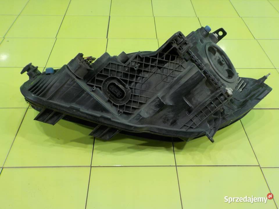 JAGUAR XE 20 D AUT 15r SEDAN 4D XENON lampa Suków sprzedam