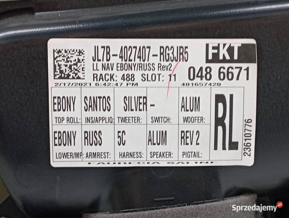 TAPICERKA BOCZEK LEWY TYŁ JL7B4027407RG3JR5 sprzedam