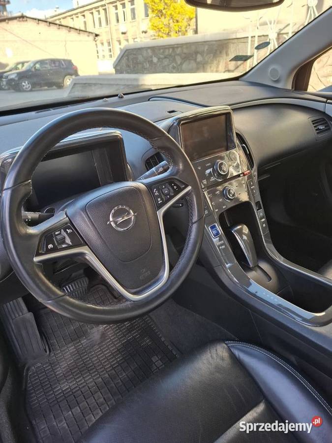 Sprzedam opel ampera hybryda mazowieckie