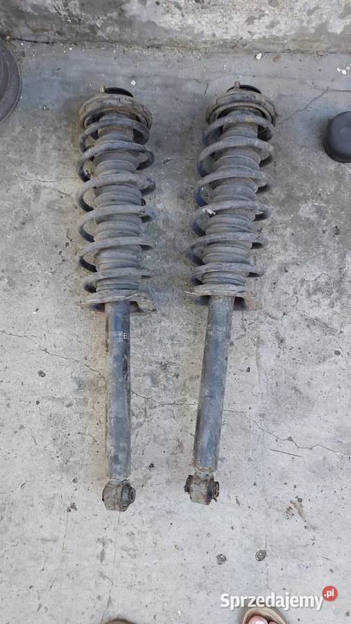 Amortyzatory Tył Honda Legend Ka7 Ka8 Ćmielów